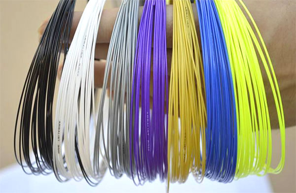 初學(xué)者該怎么選擇羽毛球線呢?快來看看!